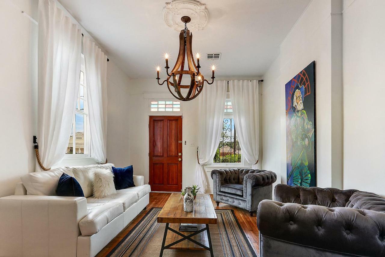 Modern Victorian House With Relaxing Courtyard Villa New Orleans Buitenkant foto